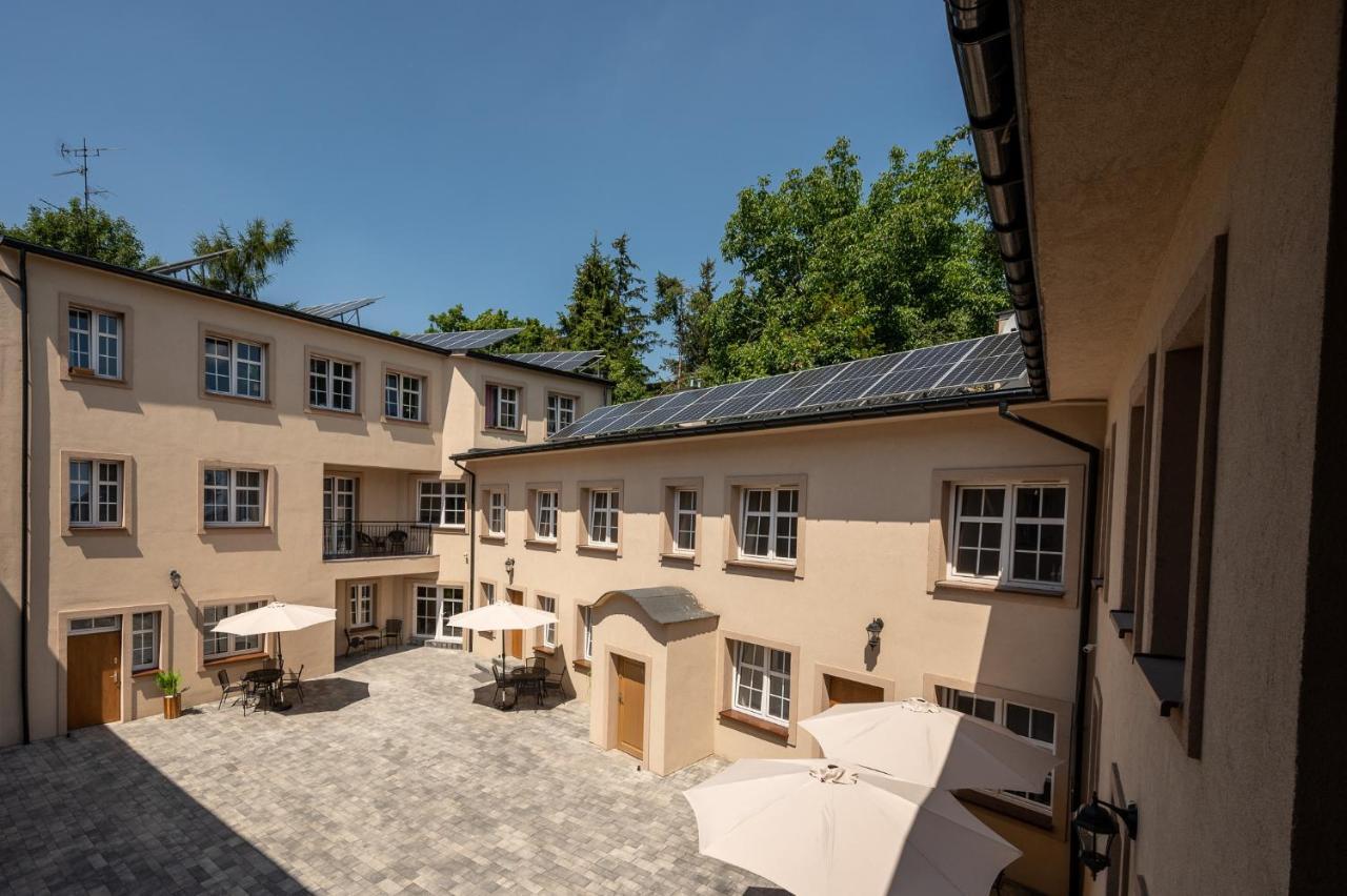 Central Platinum Apartments 27 リブニク エクステリア 写真