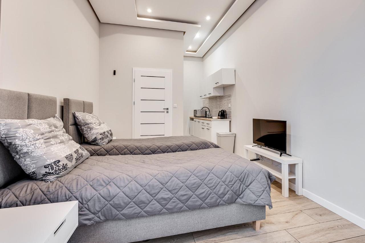 Central Platinum Apartments 27 リブニク エクステリア 写真